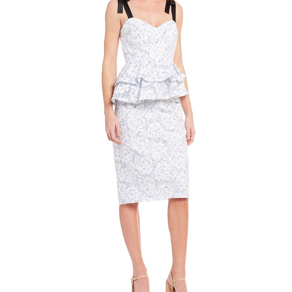 New Gianni Bini Dress